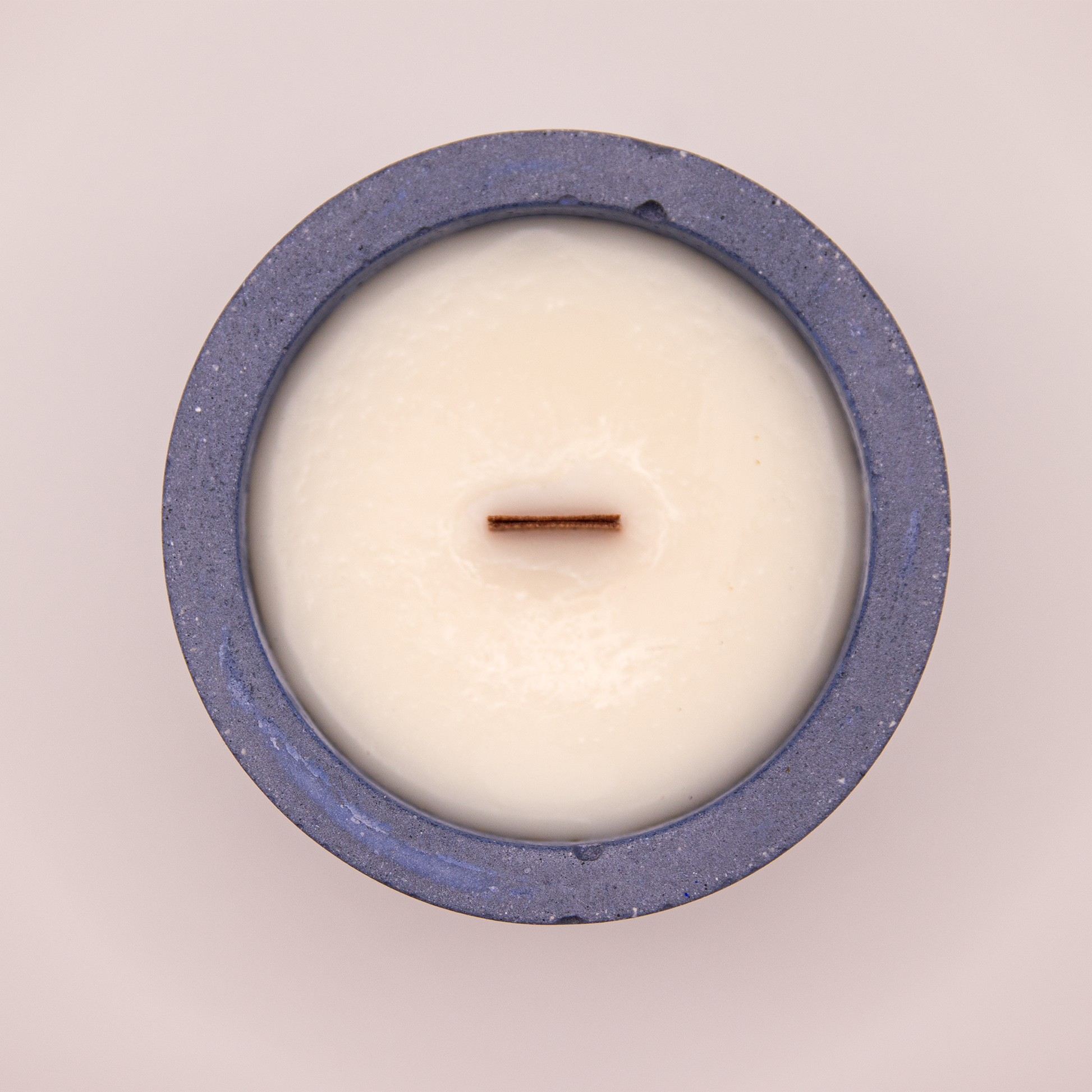 cute & minimal candle 4