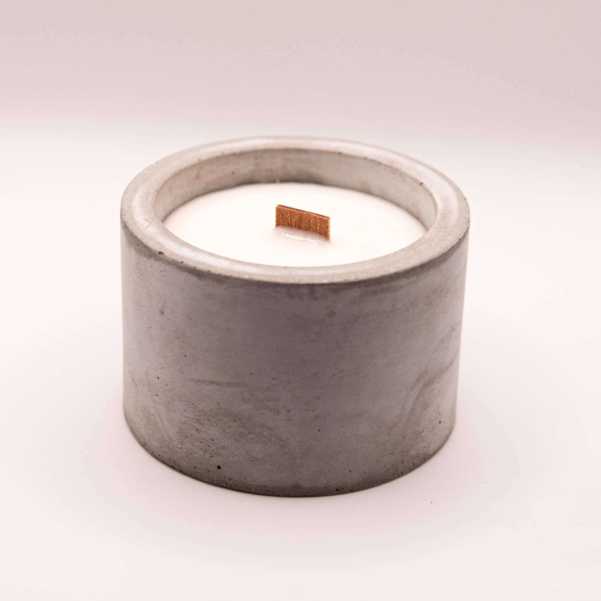 fresh & minimal candle 2